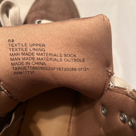 Universal Threads Boots Size 8.5 - Picture 12 of 13